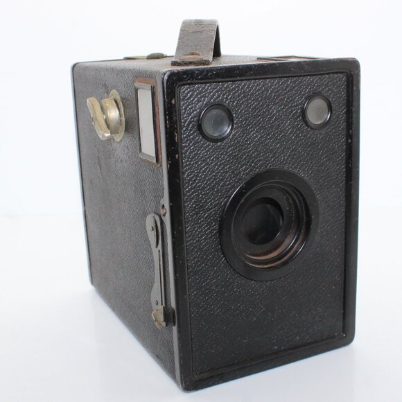 Vintage Aqfa D-6 Cadet Box Camera - Picture 1 of 12